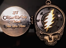 Load image into Gallery viewer, Ripple Compass Spinner - BigWoollyDesign