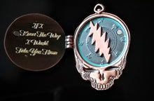 Load image into Gallery viewer, Ripple Compass Spinner - BigWoollyDesign