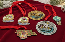 Load image into Gallery viewer, 6pk Billy Strings Holiday Ornaments
